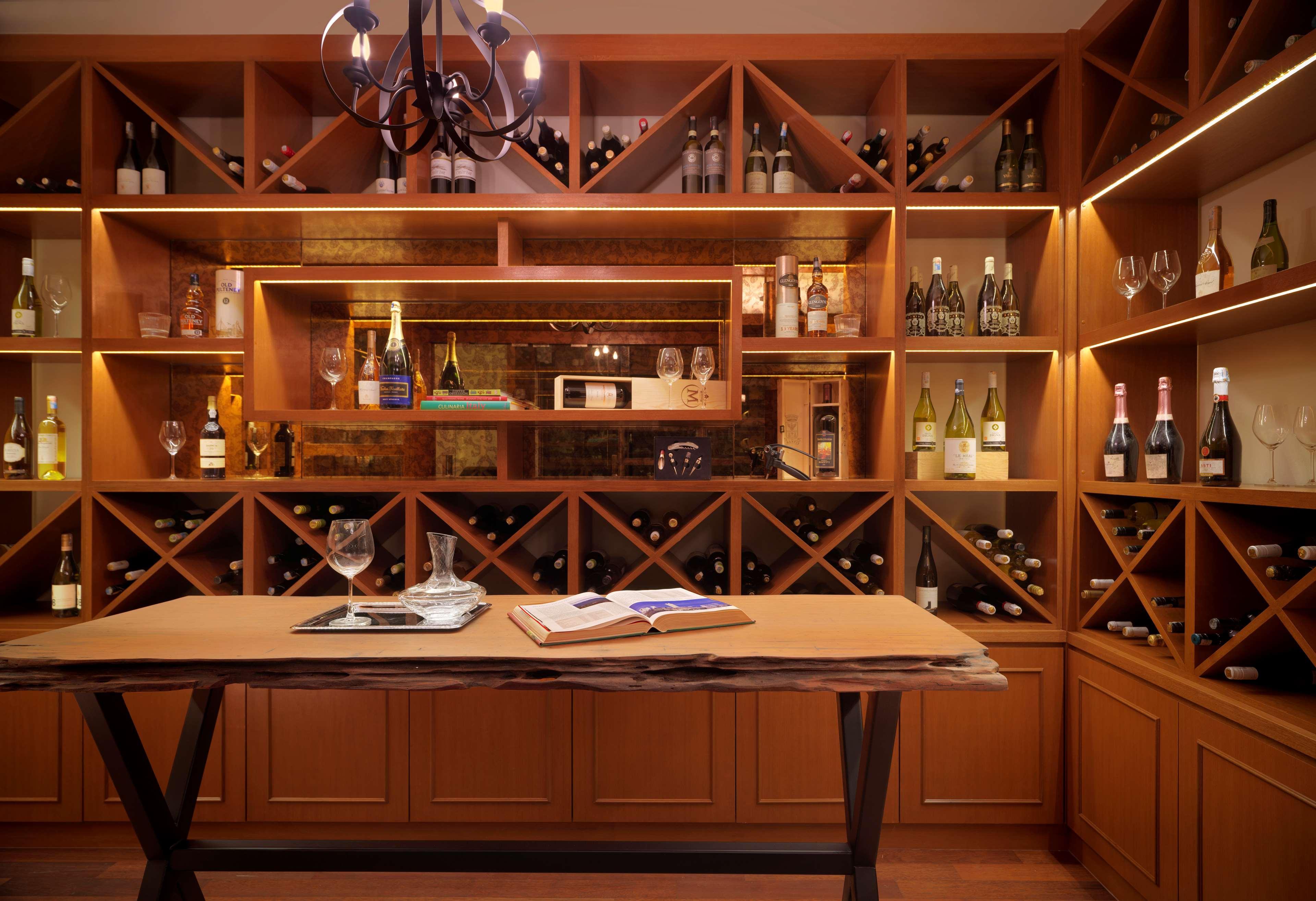 منتجع حياة ريجنسي كوانتان المظهر الخارجي الصورة Wine cellar