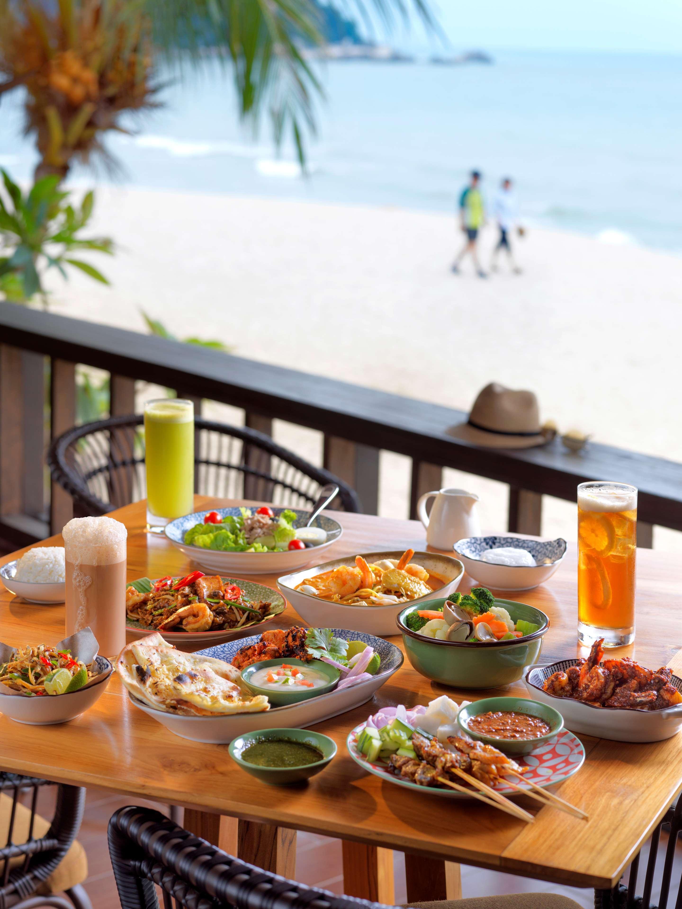 منتجع حياة ريجنسي كوانتان المظهر الخارجي الصورة A selection of Thai cuisine