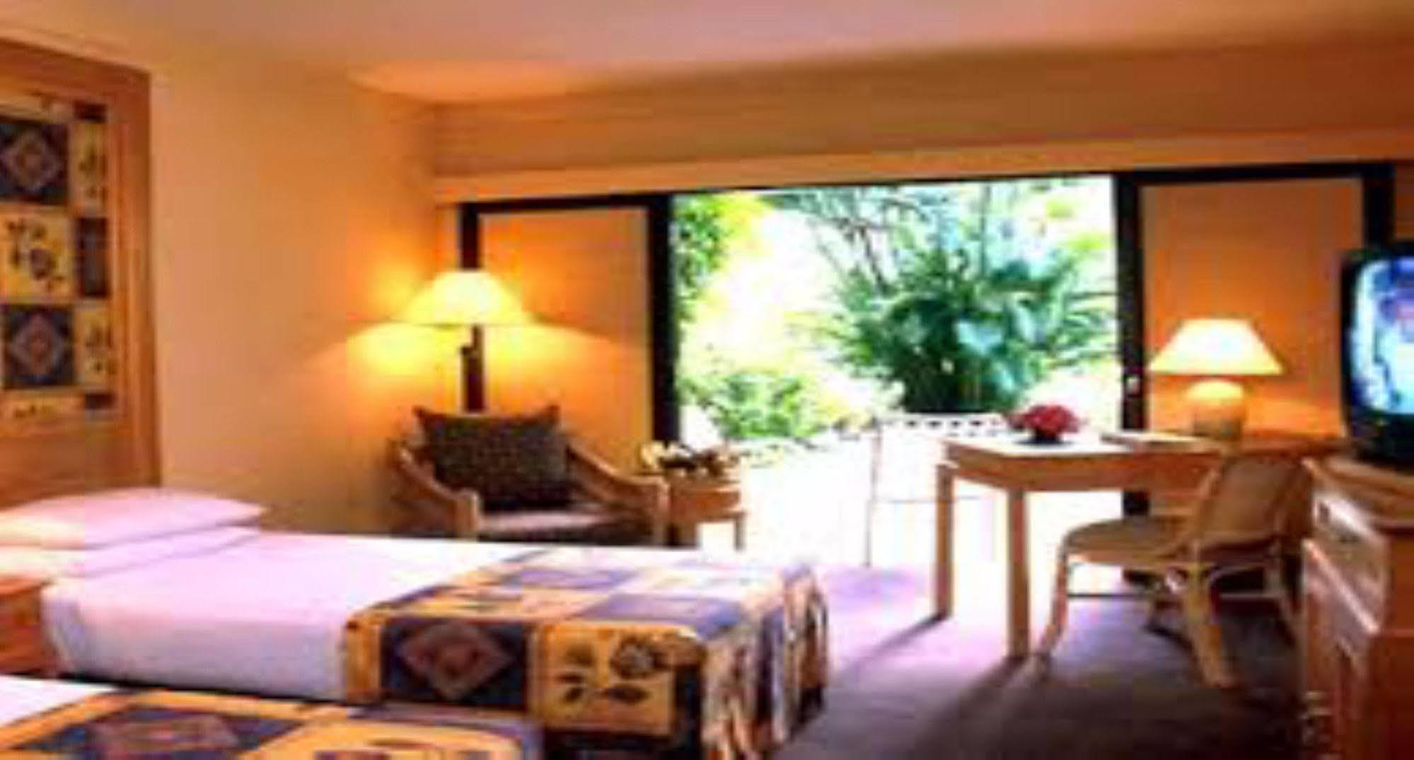 منتجع حياة ريجنسي كوانتان المظهر الخارجي الصورة A room at the hotel