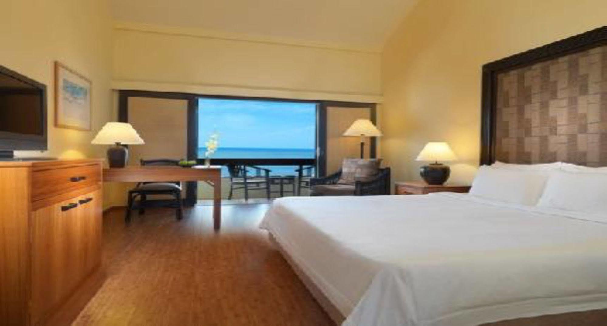 منتجع حياة ريجنسي كوانتان المظهر الخارجي الصورة A room at the hotel